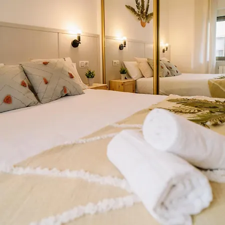 Centro, Hospital Y Campus Universitario A 5 Minutos - Camas De Primera - Lavadora - Smarttv - Wifi 1 Gb - Teletrabajo *