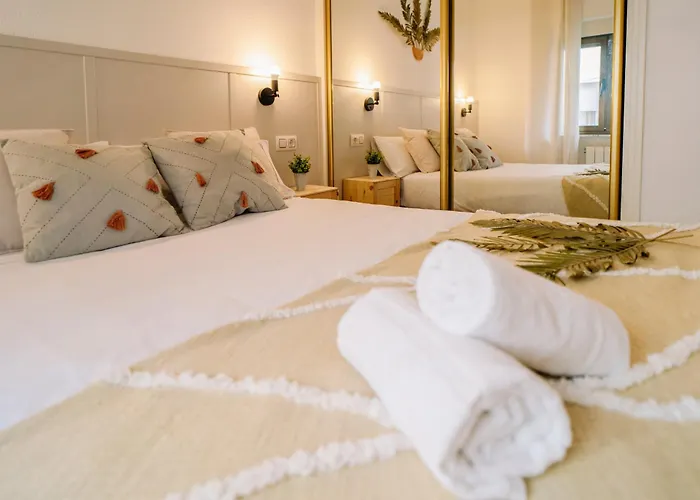 Centro, Hospital Y Campus Universitario A 5 Minutos - Camas De Primera - Lavadora - Smarttv - Wifi 1 Gb - Teletrabajo *